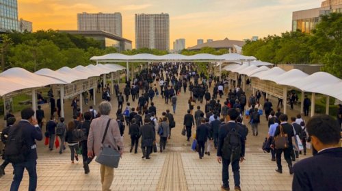 終身雇用は崩壊か!?3分で分かる黒字リストラとは?