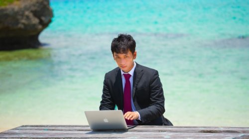 テレワークから見える成果主義への移行とは。「窓際族」淘汰への流れか!?
