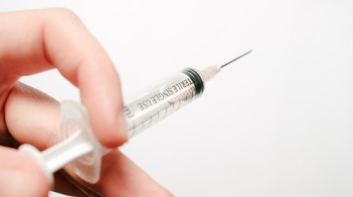 ついに新型コロナのワクチン接種決定へ!?最近のニュースについて考察。