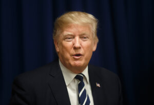 トランプ氏が正式に元大統領府を開設へ!オリンピック森会長への批判が集まる真意とは?