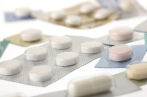 コロナ治療薬「レムデシビル」が保険適用か!?投資アプリ「ロビンフッド」株が前日比80%暴騰!