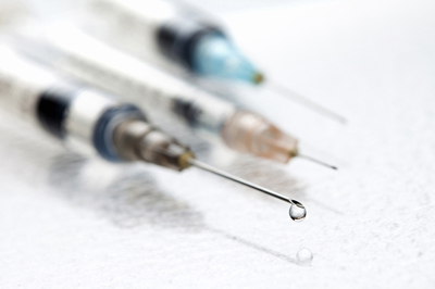 厚生労働省の内部告発で、ワクチン死者数1万人超えが発覚！？日本でもロックダウン検討進行中か。