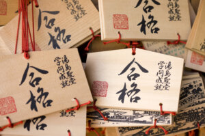 オミクロン株の濃厚接触者は受験禁止か!?恒大集団デフォルト影響で中国で不動産投げ売りが拡大!