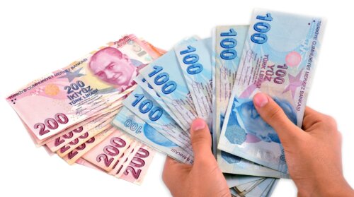 トルコリラ円が7円台で急騰か!?3回目職場接種2022年2月に前倒し!?