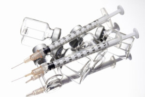 東京で自衛隊による大規模接種開始。ツイッター社への法的削除請求、日本最多か!