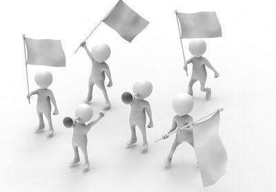 4回目接種は高齢者や基礎疾患のある者のみを対象へ。反ワク団体の神真都Q会リーダー格が逮捕か。