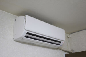 世界的な半導体不足でエアコン危機が叫ばれている?沈没した観光船KAZU1がつり上げか。