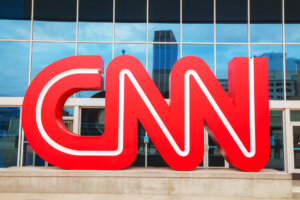 上海にてCNNが突如遮断か。世論調査にて憲法改正へ賛成が反対を上回る。