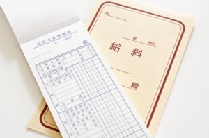 5月の実質賃金が前年同月比で1.8%減少へ。6月に熱中症で救急搬送された人は過去最多か。