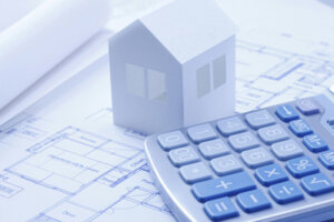 日本の貿易赤字は過去50年で最大に。アメリカ住宅ローン金利がリーマンショック以来6%を超える。