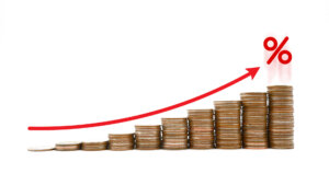 FRBが政策金利を0.75%引き上げへ決定。コロナパンデミック終了宣言の予定はなしか。