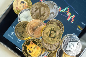 暗号通貨交換業大手のFTXが破産か。米ITで大量解雇が相次ぐ。