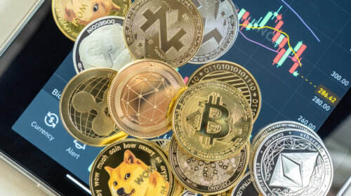 暗号通貨交換業大手のFTXが破産か。米ITで大量解雇が相次ぐ。