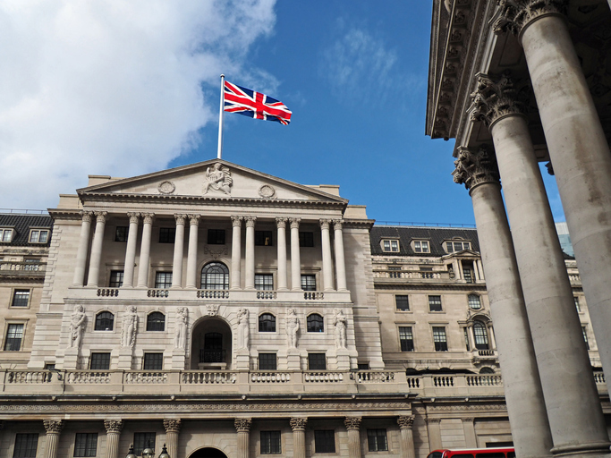 英中銀は政策金利を0.25%引き上げへ。インフルエンザは6月まで警戒か。
