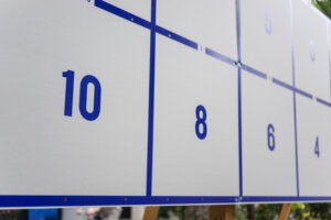 統一地方選は物価高で経費増加か。出世払い奨学金を拡充へ。