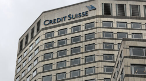 クレディ・スイス債2兆円強が無価値に。金先物価格は再び最高値更新へ。