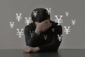 実質賃金は13カ月連続で減少へ。