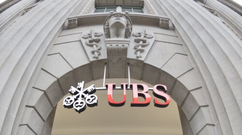 UBSがクレディ・スイス買収完了へ。