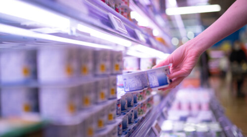 2023年の食品値上げは3万品目を突破へ。