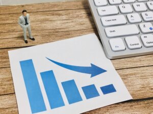 岸田内閣の不支持率が初の70%超へ。