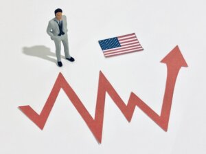 米FRBが4会合連続で金利を据え置きへ。