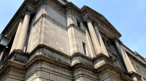マイナス金利解除後も金融緩和は継続か。