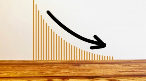 岸田内閣の支持率が過去最低を更新へ。