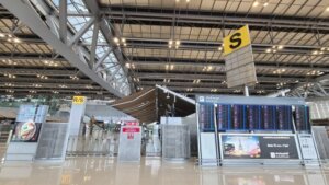 訪日外国人が史上初の300万人超えか。