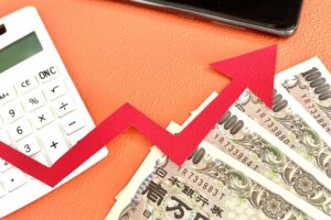 円相場は一時1ドル154円台へ。