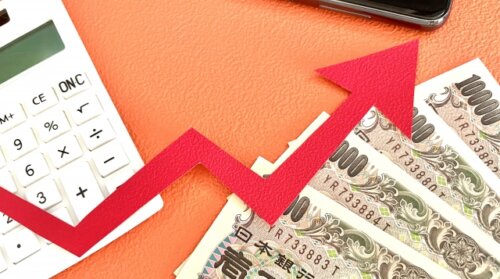 円相場は一時1ドル154円台へ。