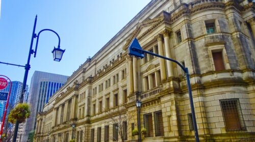 日銀は量的引き締めの方針か。