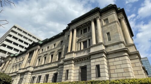 日銀が政策金利を据え置きへ。