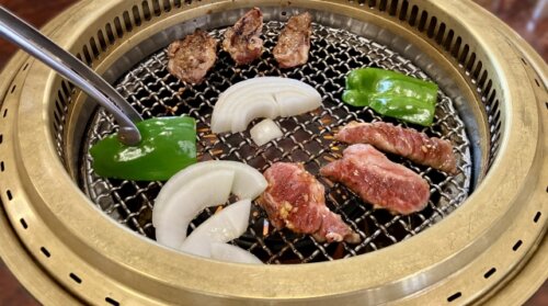 焼肉店の倒産が急増で過去最多か。