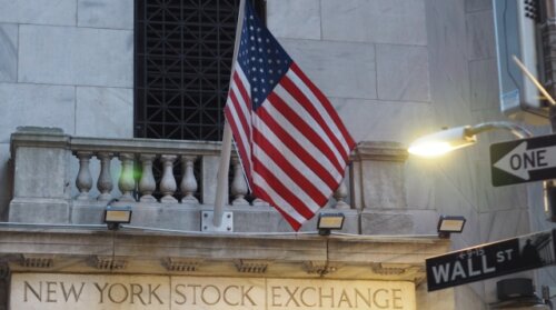 米関税巡りNY株が1,679ドル安に。