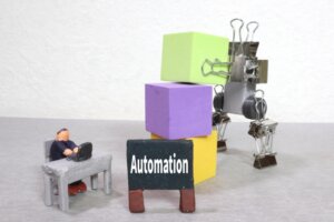 日産が1万人を追加リストラへ。