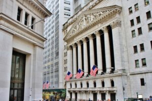 バフェット氏が米投資会社を年内に退任意向へ。