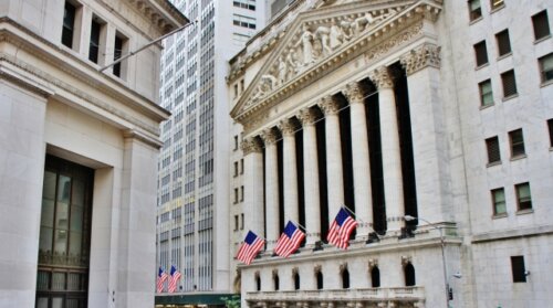 バフェット氏が米投資会社を年内に退任意向へ。