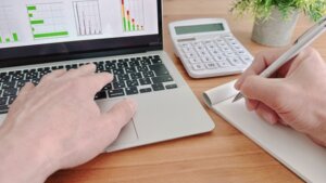 日本で出世を目指さない静かな退職が拡大か。