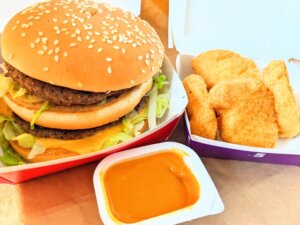 バーガーキングの日本事業を700億円で買収へ。