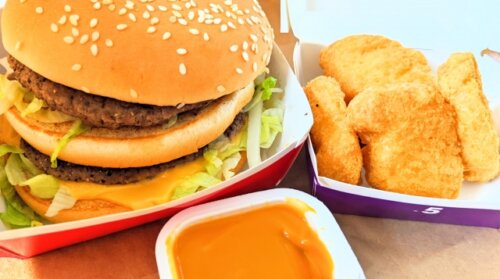 バーガーキングの日本事業を700億円で買収へ。
