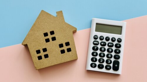 住宅ローン減税延長と中古支援を拡充へ。