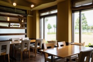 飲食店が客を選ぶ経営判断は正解か？