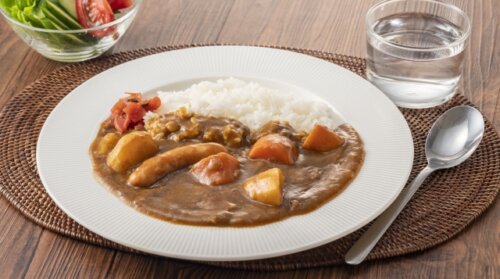 2025年のカレー物価が349円で10年で4割アップへ。