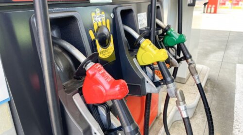 中東緊迫で原油高と円安に。