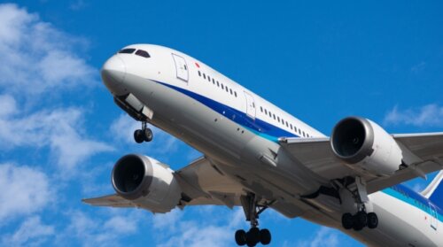 ジェット燃料が高騰で減便拡大へ。